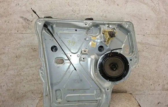 Volkswagen Transporter - Caravelle T5 Front door manual window regulator 7H0837729L 1510418