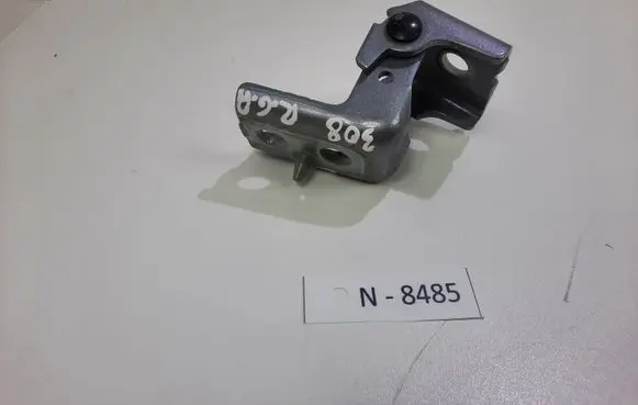 Peugeot 308 Rear door lower hinge