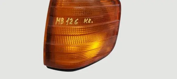 Mercedes-Benz S W126 Front indicator light 42608R6