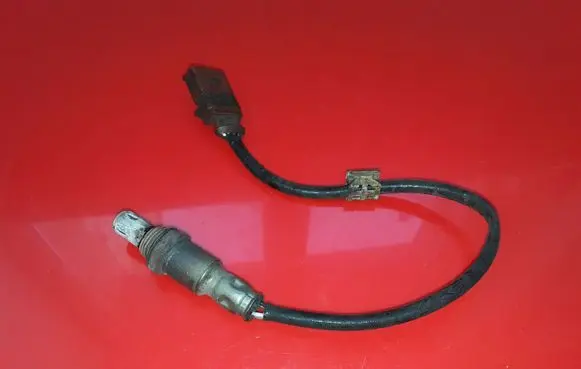 Volkswagen PASSAT B6 Lambda probe sensor 03C906262T