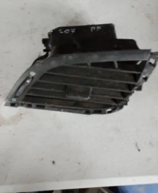 Peugeot 207 Dashboard side air vent grill/cover trim 9650088477