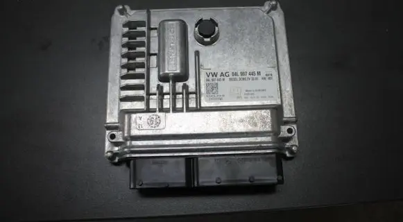 Volkswagen Transporter - Caravelle T5 Engine control unit/module 04L907445M