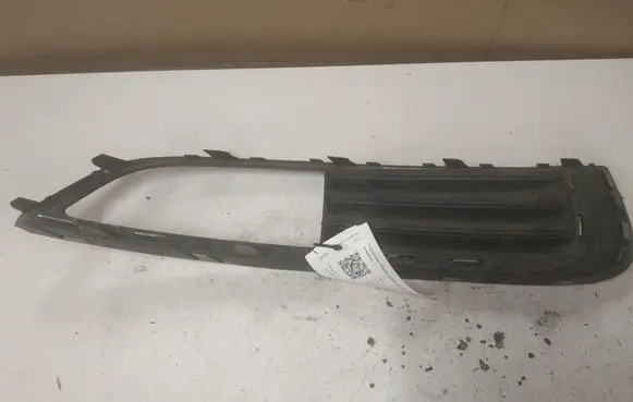 Opel Insignia A Front fog light trim/grill