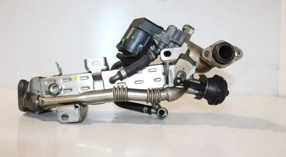 BMW 5 F10 F11 EGR valve cooler 8476993