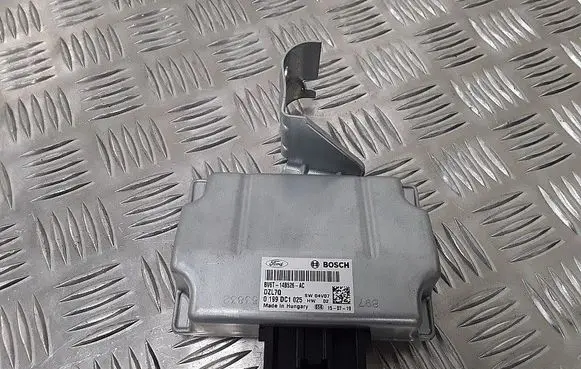 Ford Focus Engine control unit/module BV6T14B526AC