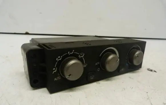 Mitsubishi Lancer Climate control unit 7820A103