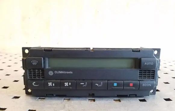 Volkswagen Golf IV Climate control unit
