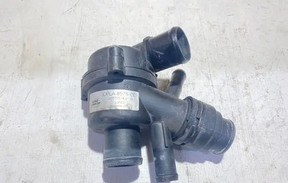 Land Rover Range Rover Sport L494 Thermostat housing CPLA8575CD