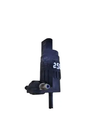 Skoda Fabia Mk1 (6Y) Windscreen/windshield washer pump 1K6955651