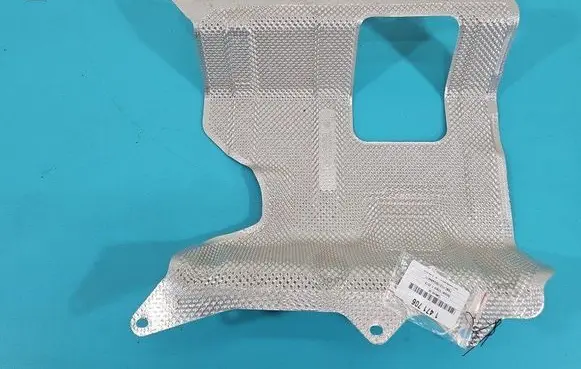 Suzuki Vitara (LY) Center/middle under tray cover IMPRK1471706