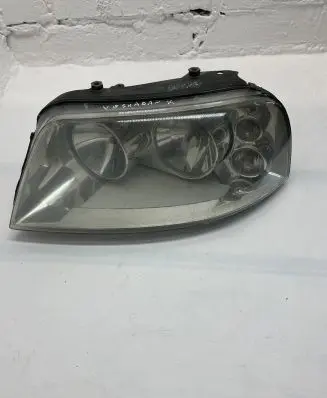 Volkswagen Sharan Headlight/headlamp 7M3941015AD 0301182201
