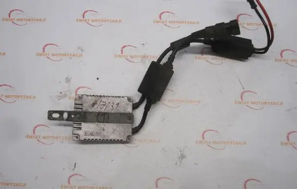 Mercedes-Benz C W204 Voltage converter/converter module HIDC0202