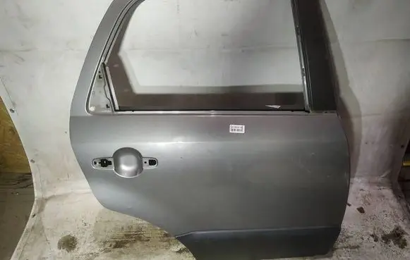Rear door