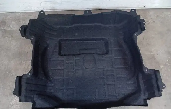 Trunk/boot floor carpet liner