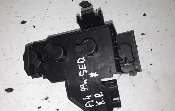 Audi A4 S4 B5 8D Tail light bulb cover holder 289921