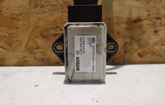 Toyota Auris 150 ESP acceleration yaw rate sensor 0265005650 8918306010