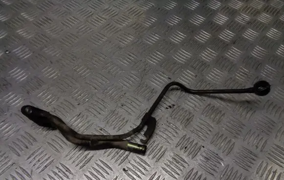 Toyota Avensis T250 Oil fill pipe 