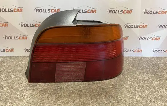 BMW 5 E39 Rear/tail lights 8358032