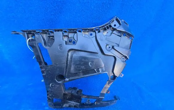 BMW 3 G20 G21 Rear bumper mounting bracket 5A1BF93