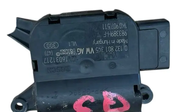 Audi Q3 8U Air flap motor/actuator 0132801345 1K0907511 983389H