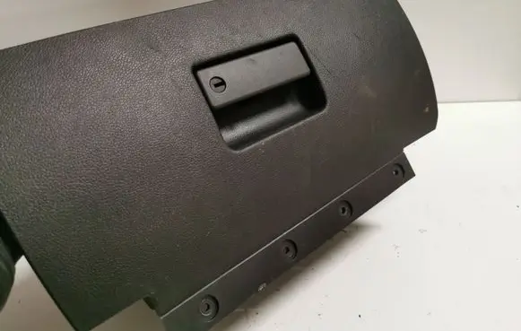 Ford Mustang V Glove box 44ZG2890