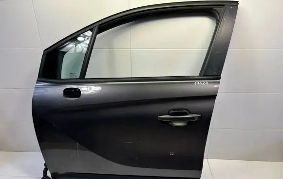 Opel Crossland X Front door