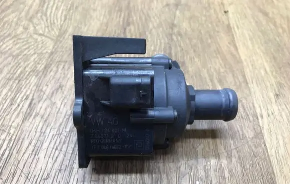 Porsche Macan (95B) Electric auxiliary coolant/water pump 06H121601M