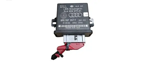 Audi A4 S4 B7 8E 8H Light module LCM 8P0907357F 5LA00837901