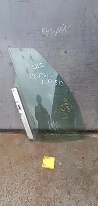 Opel Corsa C Front door window glass four-door 1212123