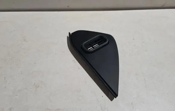 Maserati Ghibli Dashboard side end trim 06700184330