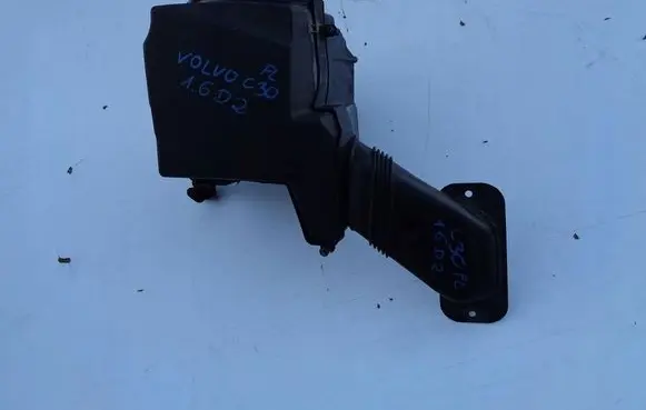 Volvo C30 Air filter box 