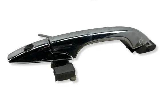 Honda CR-V Front door exterior handle 