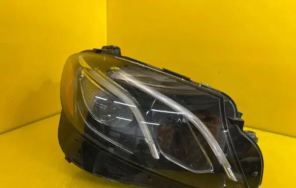 Mercedes-Benz E W213 Headlight/headlamp A2139069403