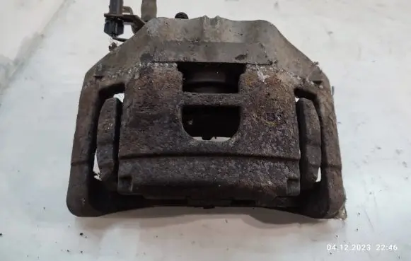 Audi A6 Allroad C6 Front brake caliper 