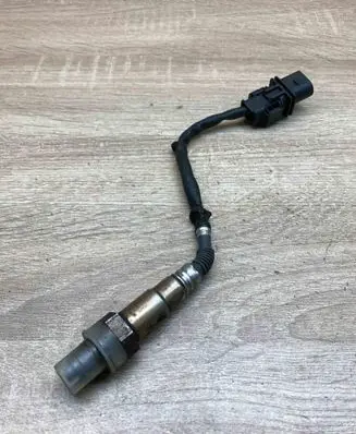 Peugeot 308 Lambda probe sensor 7590713 0258017217