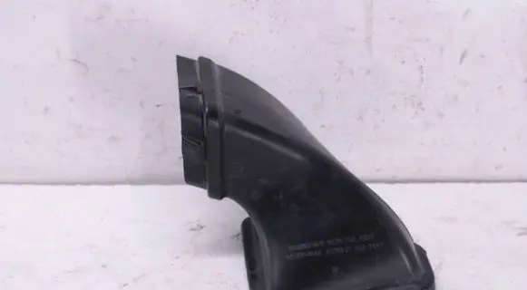Dodge RAM 1500 DS Air intake duct part 53034152AB 53032043AE 68158131AA