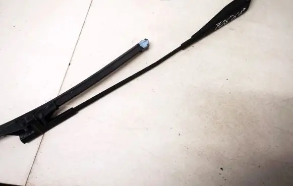 Opel Astra H Front wiper blade arm 13111220