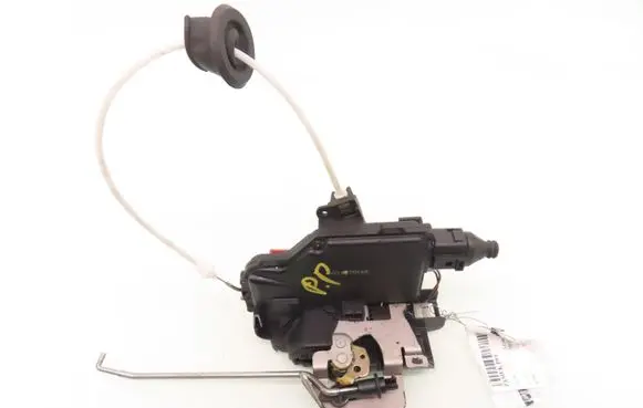 Audi A4 S4 B6 8E 8H Front door lock 4B1837016E