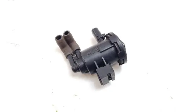 Jeep Wrangler Vacuum valve 04669940AB