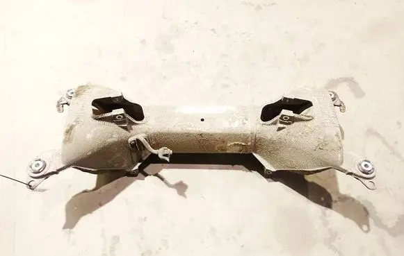 Peugeot 407 Rear subframe 