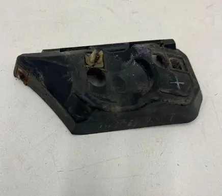 Volvo S40 Front bumper mounting bracket 30655874