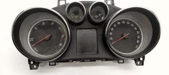 Opel Mokka Speedometer (instrument cluster) 95386881