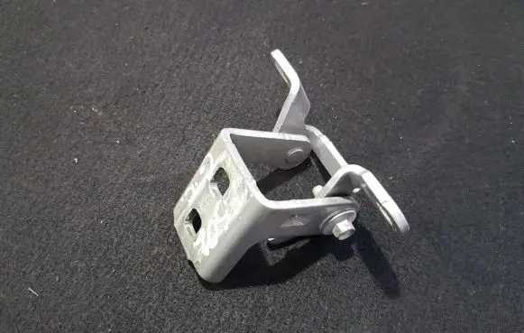 Opel Insignia A Rear door lower hinge a046574