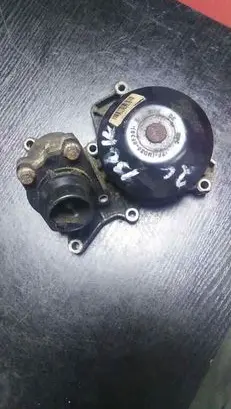 BMW 1 E81 E87 Water pump 7797640
