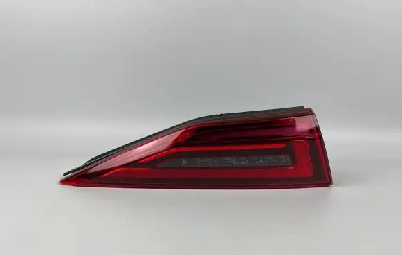 Audi A3 8Y Tailgate rear/tail lights 8Y0945307 0021352114