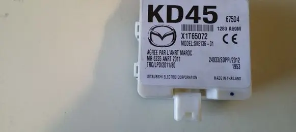 Mazda CX-3 Antenna control unit KD45675D4