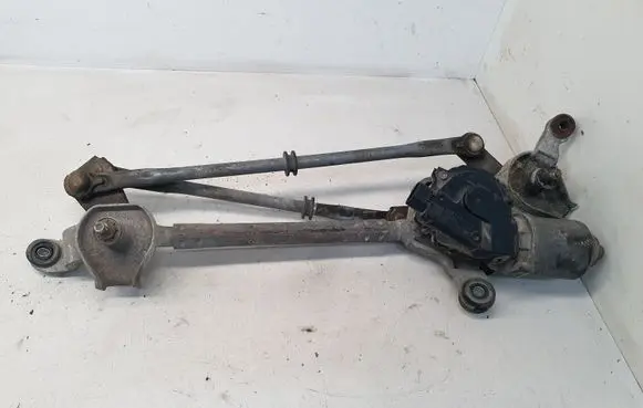 Subaru Impreza III Front wiper linkage and motor 86511FG010