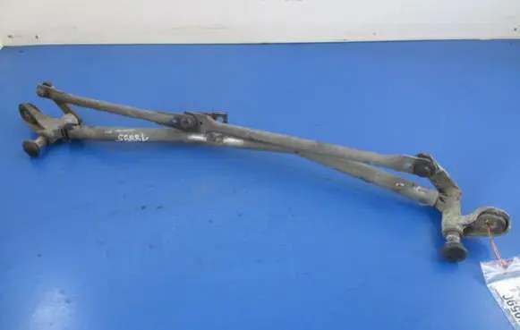 Audi A4 S4 B6 8E 8H Front wiper linkage and motor