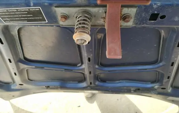 Fiat Punto (176) Engine bonnet (hood) release handle