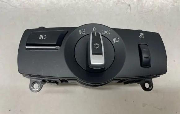 BMW 5 GT F07 Light switch 9346838